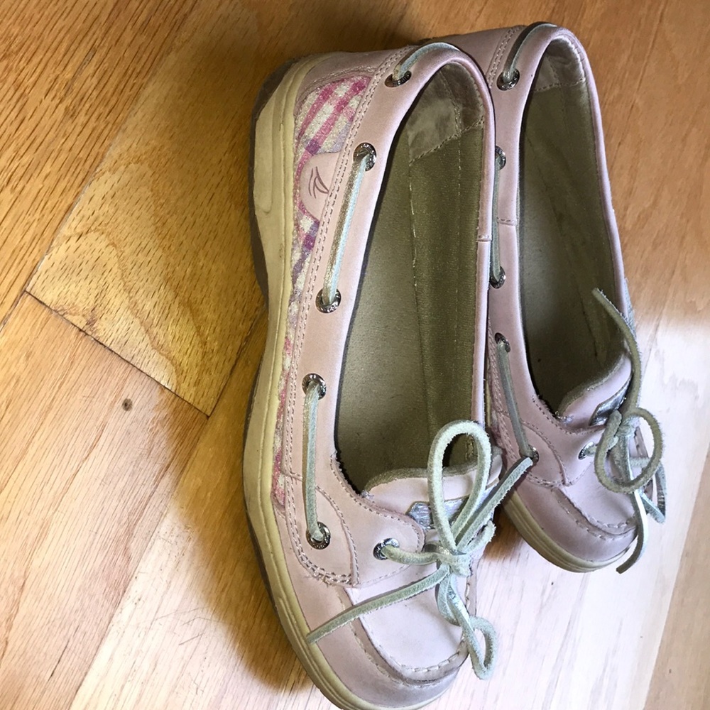 Sperry top-sider boat shoes